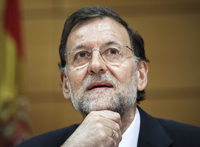 El jefe del Ejecutivo, Mariano Rajoy, durante la reunión del grupo popular del Senado, que ha presidido hoy en la Cámara Alta