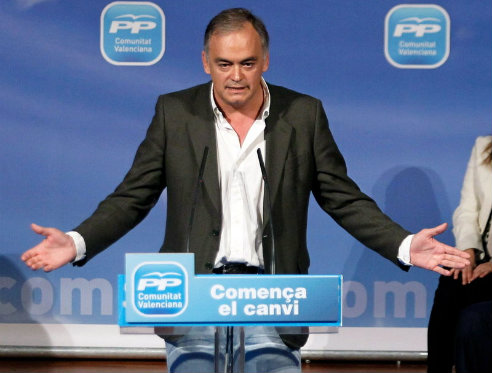 González Pons afirmó que el cierre de la televisión pública murciana se produciría "si no mañana, pasado"