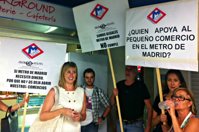 Los comerciantes del Metro siguen con las protestas