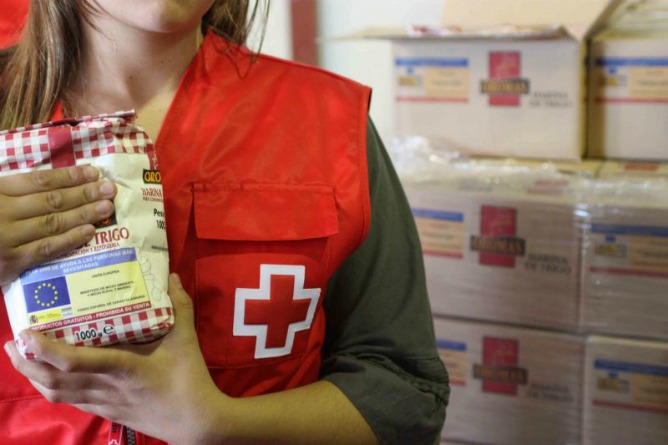 Cruz Roja ayuda a las familias más desfavorecidas