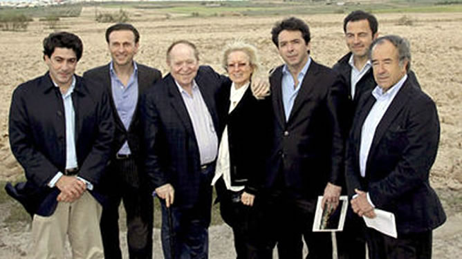 Adelson a su visita a los terrenos de Alcorcón (Madrid)