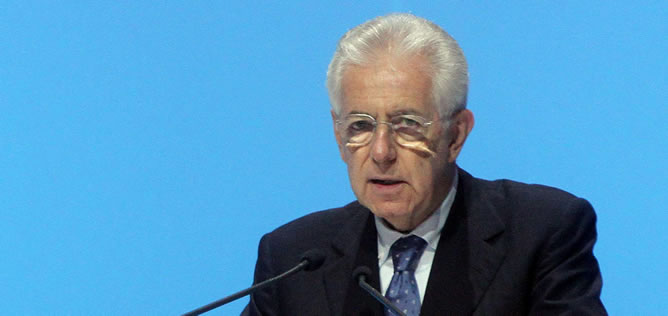 El primer ministro italiano, Mario Monti, ofrece su discurso durante una reunión sobre la Expo 2015 en Milán