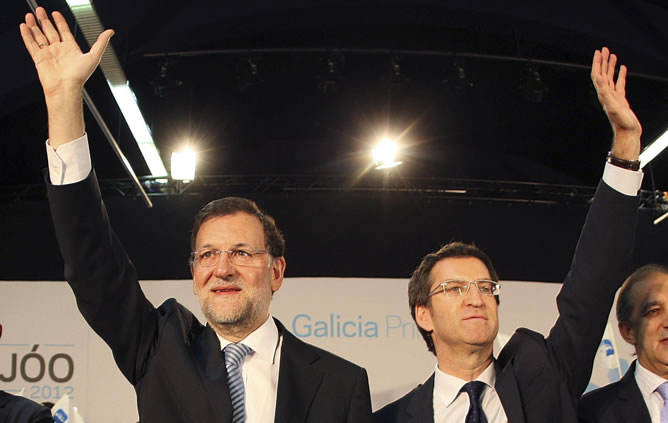 Rajoy y Feijóo, en el cierre de campaña en Galicia
