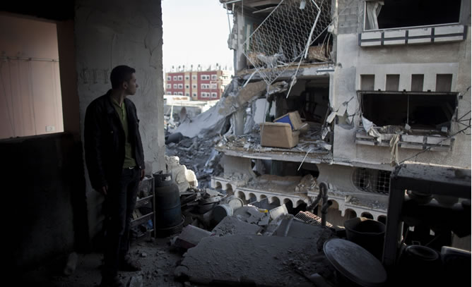 Cuatro miembros de una misma familia murieron en el bombardeo contra una vivienda de la localidad de Beit Lahiya, en el norte de Gaza