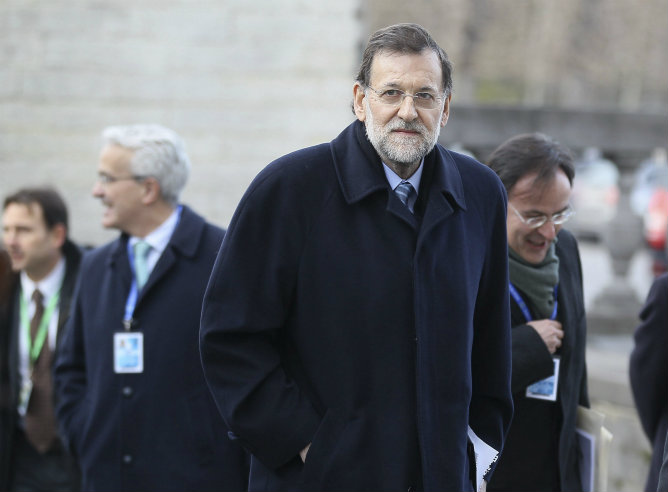 El presidente de Gobierno español, Mariano Rajoy, a su llegada a la reunión del Partido Popular Europeo (PPE) en Bruselas