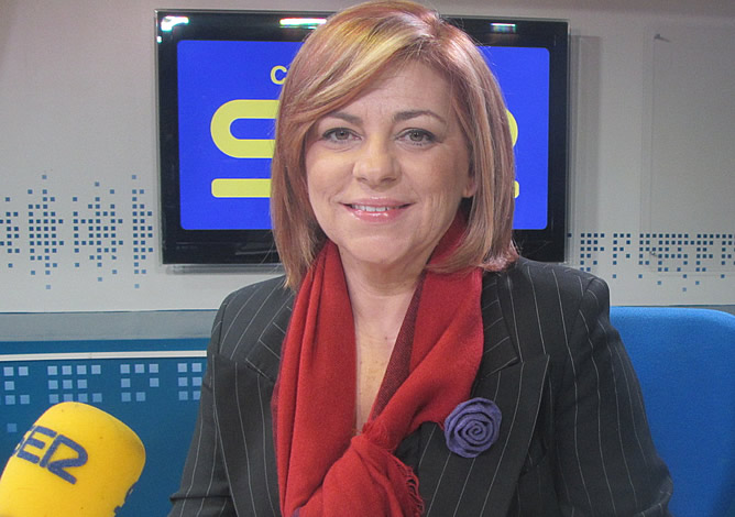 La vicesecretaria general del PSOE, Elena Valenciano, en los micrófonos de 'Hoy por Hoy'