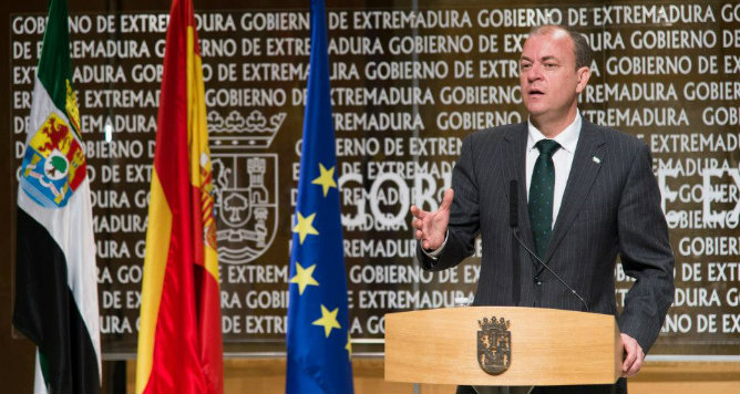 El presidente de Extremadura, José Antonio Monago, ha anunciado su intención de reformar la ley electoral para promover la implantación de listas abiertas
