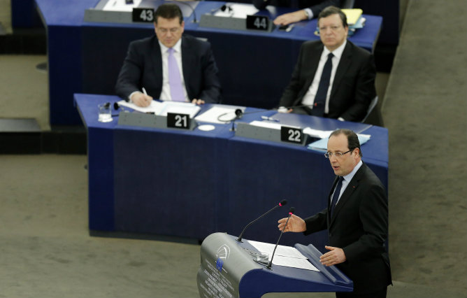 El presidente francés, François Hollande, durante su intervención en el Parlamento Europeo