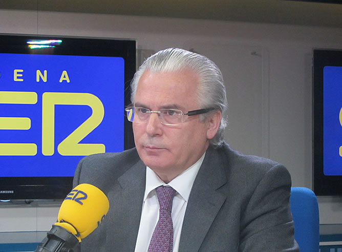 Baltasar Garzón durante una entrevista en la Cadena SER