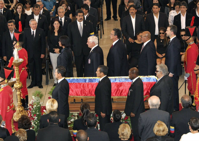 Venezuela despide a Hugo Chávez en un multitudinario funeral de Estado |  Internacional | Cadena SER