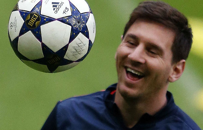 Messi sonríe durante un entrenamiento