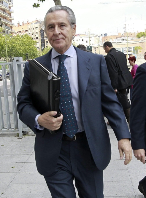 El expresidente de Caja Madrid Miguel Blesa, a su llegada a los juzgados de Plaza de Castilla donde ha sido citado a declarar ante el juez Elpidio José Silva