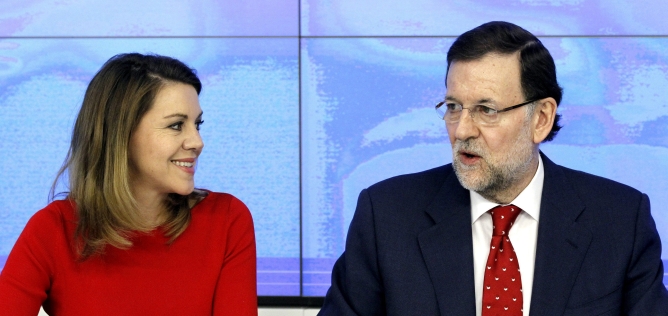 El presidente del Gobierno y del PP, Mariano Rajoy, junto a la secretaria general del PP, María Dolores de Cospedal, durante la reunión del Comité Ejecutivo Nacional
