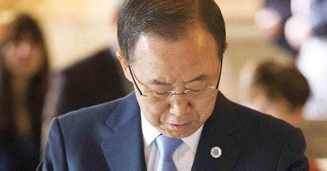 Ban Ki-Moon, a su llegada al Palacio de la Paz en La Haya