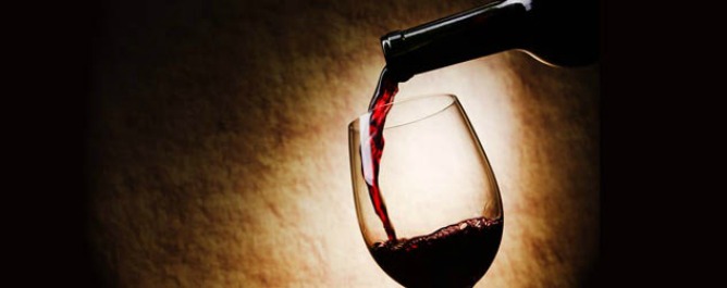 ¿Un vaso de vino reduce el riesgo de depresión?