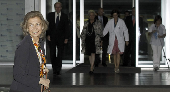 La reina Sofía, a su llegada al Hospital Quirón de Madrid