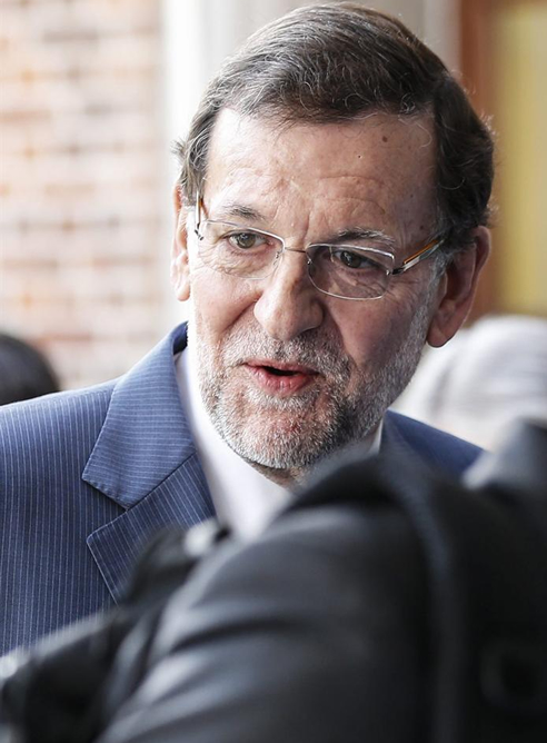 El presidente del Gobierno español, Mariano Rajoy, a su llegada a la reunión de los líderes del Partido Popular Europeo (PPE) en Meise, a las afueras de Bruselas (Bélgica)
