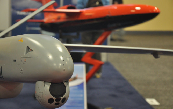 España sellará un compromiso con otros países europeos para cooperar en materia de aviones no tripulados, los conocidos como "drones"