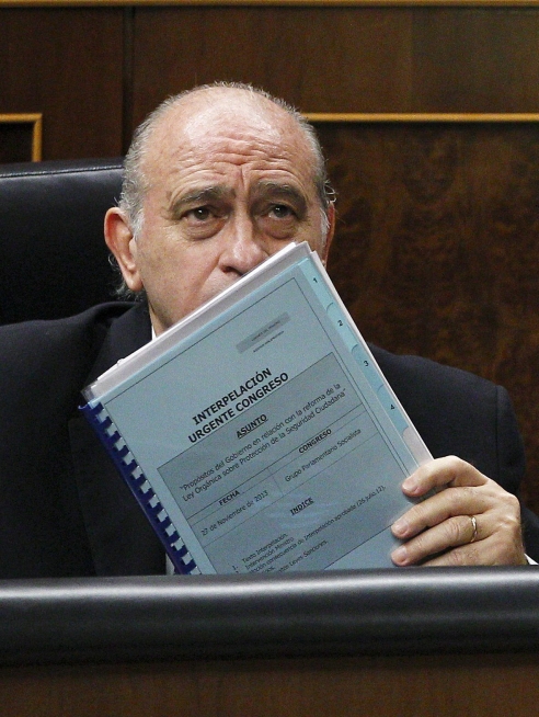 El ministro del Interior, Jorge Fernández Díaz, durante la sesión de control al Ejecutivo