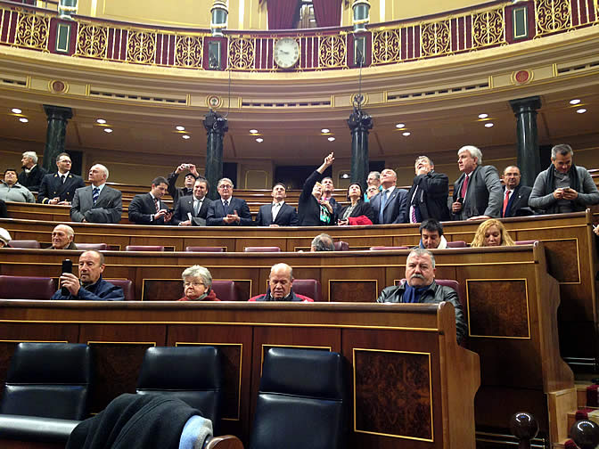 Los ciudadanos sentados en los escaños del Congreso de los Diputados Los ciudadanos sentados en los escaños del Congreso de los Diputados