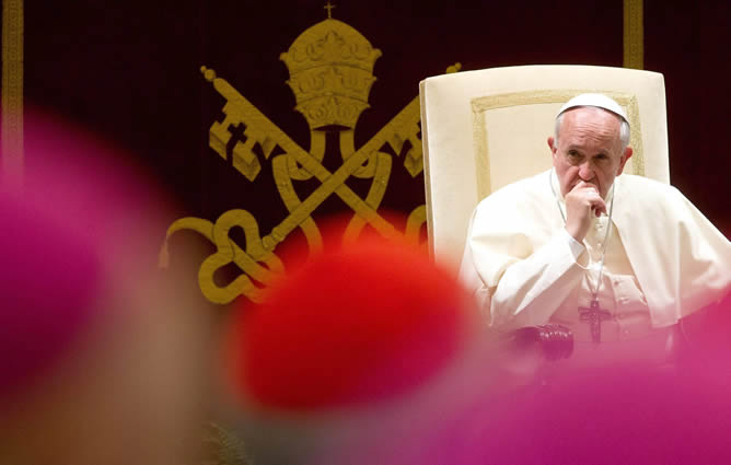 El papa Francisco ha mantenido el tradicional encuentro con los Superiores y Oficiales de la Curia Romana