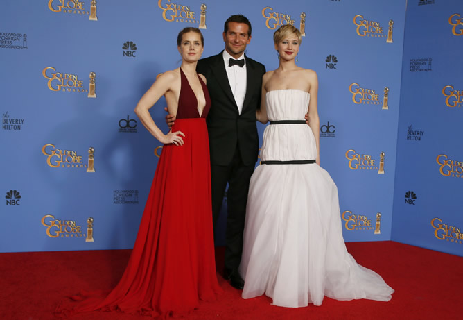 Amy Adams, Bradley Cooper y Jennifer Lawrence, actores de la premiada 'La gran estafa americana'