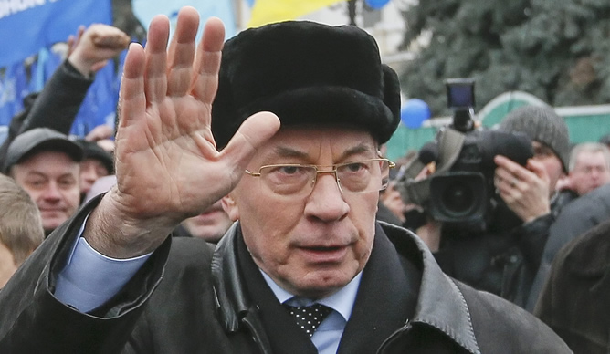 Fotografía de archivo tomada el 16 de enero de 2014 que muestra al primer ministro ucraniano, Nikolai Azarov, en Kiev (Ucrania)