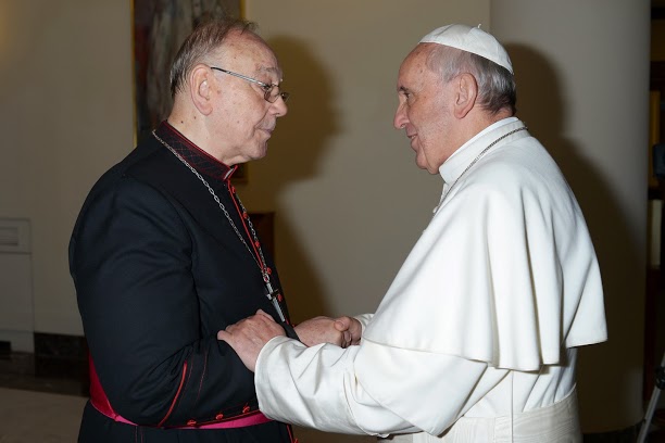 Fernando Sebastían junto al Papa Francisco