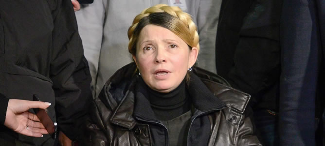 Yulia Timoshenko tras salir de la clínica penitenciaria de Járkov.