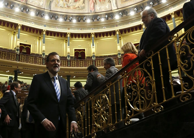 Rajoy, a su salida del hemiciclo tras el debate sobre el estado de la nación
