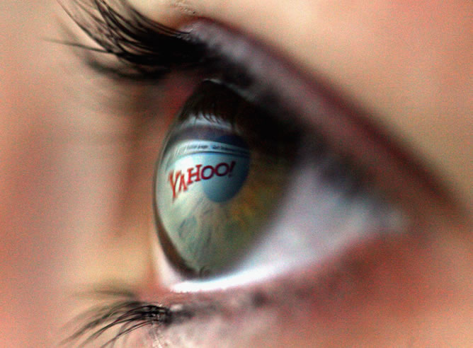 El espionaje británico interceptó imágenes de webcam de millones de usuarios de Yahoo!