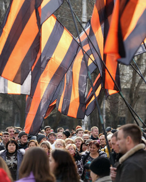 Manifestaciones en contra del nuevo poder en Kiev al este de Ucrania