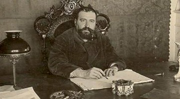 Imagen de archivo del escritor valenciano Vicente Blasco Ibáñez en su despacho