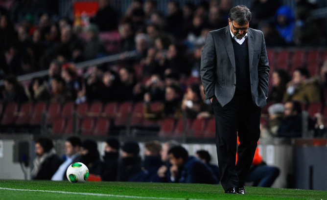 El Tata será el primer entrenador en más de una década que se sienta en el Bernabéu sin ser holandés o de la casa
