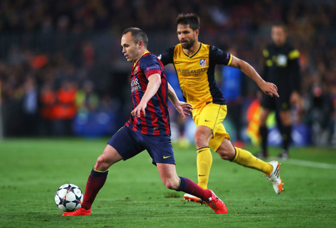 Iniesta y Diego en el encuentro de Champions entre el Barça y el Atlético