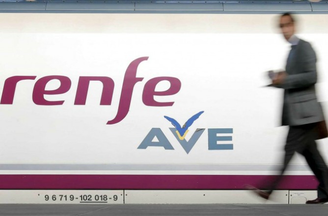 Fotografía de archivo de uno de los trenes de Renfe.