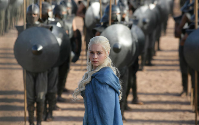 Daenerys Targaryen, se rebela contra el poder de los señores en 'Juego de Tronos'