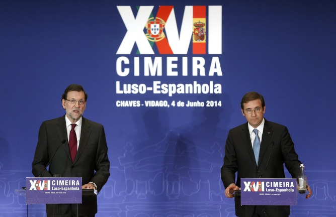 El presidente del Gobierno español, Mariano Rajoy, y el primer ministro de Portugal, Pedro Passos Coelho