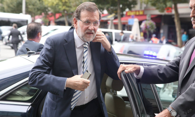 Rajoy a su llegada a la cumbre extraordinaria de la Unión Europea