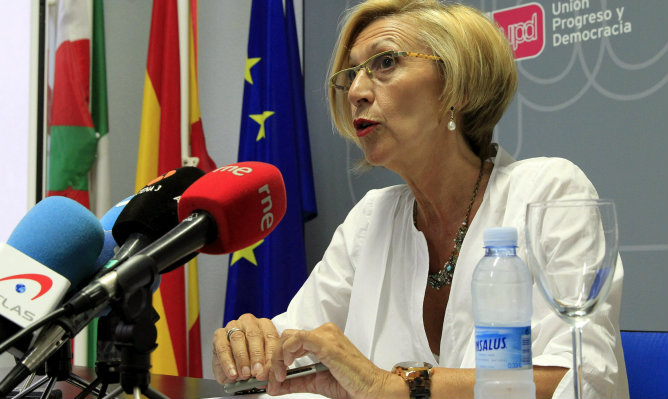 Rueda de prensa de Rosa Díez dobre la aprobación de la Ley catalana de consultas
