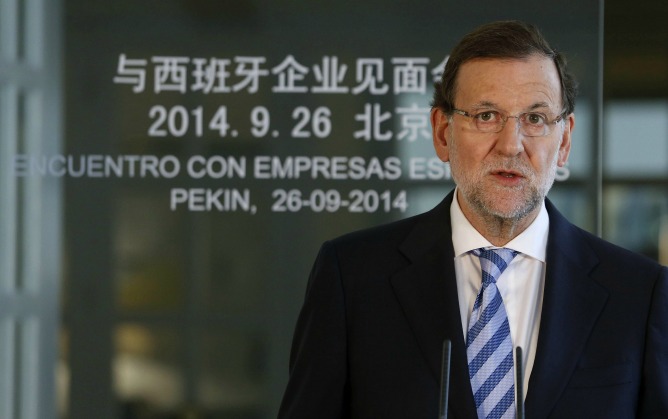El presidente del Gobierno español, Mariano Rajoy, durante su intervención en una reunión con empresarios con intereses en China en la segunda jornada de su estancia oficial en Pekín