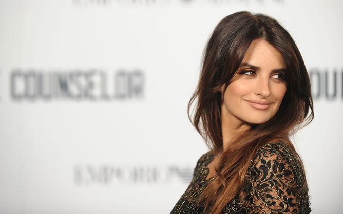 Roja Sexy Pic - PenÃ©lope Cruz, la mujer viva mÃ¡s sexy | Gente | Cadena SER