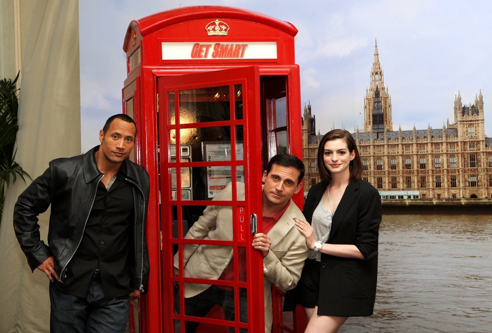 Dwayne Johnson, Steve Carell y Anne Hathaway durante la promoción de la película