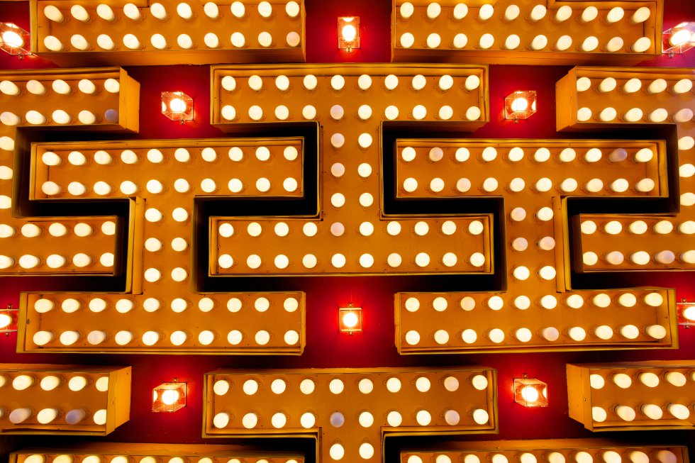 FOTOGALERÍA Cementerio de neones Fotogalería Cultura Cadena SER