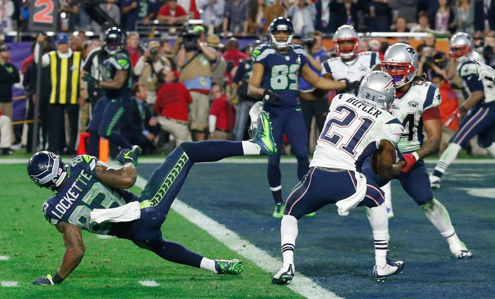 Un pase interceptado a los Seahawks ha sido la jugada decisiva de la Super Bowl. Un pase interceptado a los Seahawks ha sido la jugada decisiva de la Super Bowl.