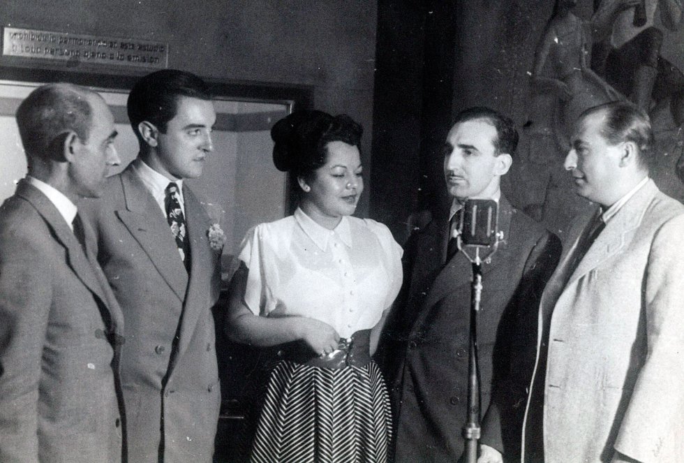 Juan Cuberta, M. Galarza, Ana María González, Jesús María de Arozamena y M. Quintero Juan Cuberta, M. Galarza, Ana María González, Jesús María de Arozamena y M. Quintero