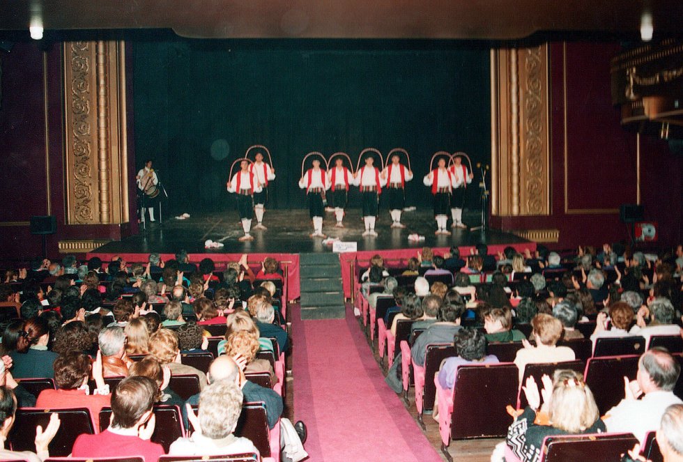 Celebración en el Teatro Principal de los 65 años de Radio San Sebastián Celebración en el Teatro Principal de los 65 años de Radio San Sebastián