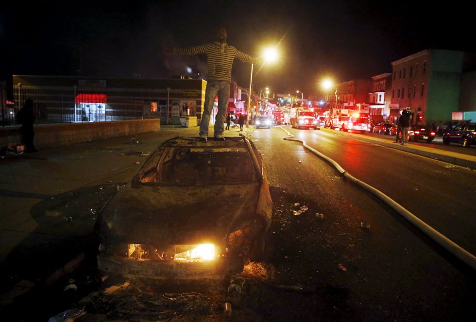 La jornada de disturbios en Baltimore, en imágenes La jornada de disturbios en Baltimore, en imágenes