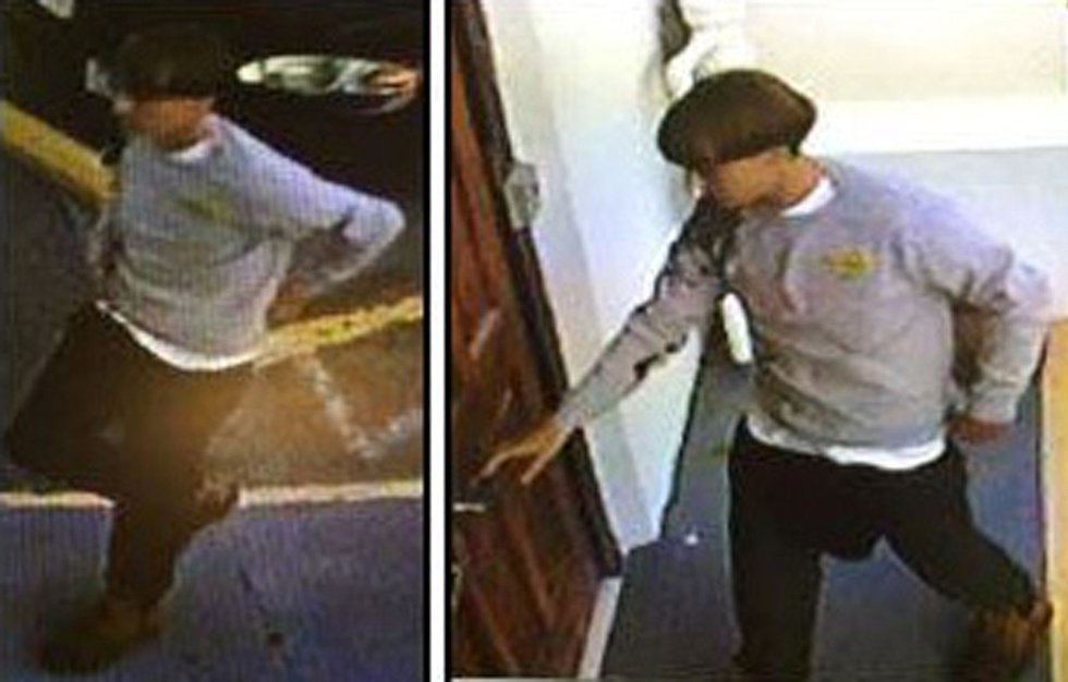 Imagen del presunto terrorista, momentos antes de entrar en la iglesia y asesinar a nueve personas. Imagen del presunto terrorista, momentos antes de entrar en la iglesia y asesinar a nueve personas.