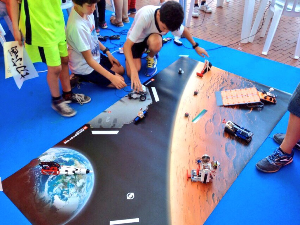 Pintura, ocio, cultura para que toda la familia se divierta Pintura, ocio, cultura para que toda la familia se divierta